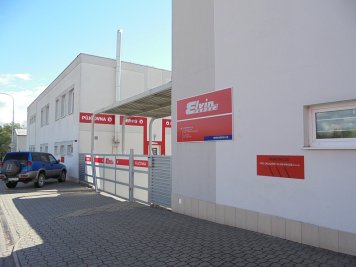 Pohled  na exteriér prodejny