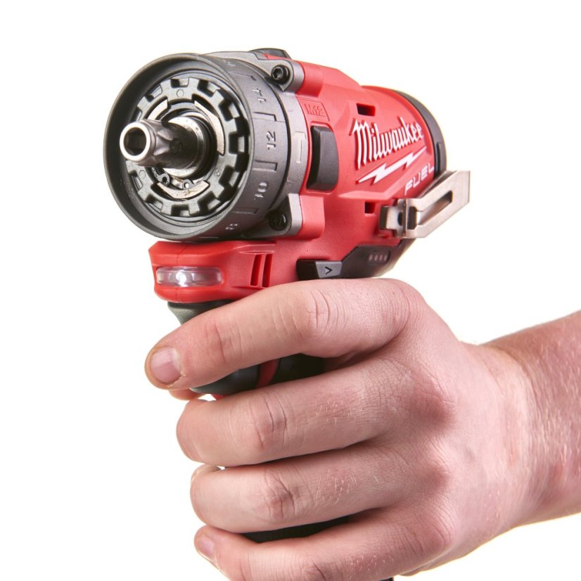 Milwaukee M12 FUEL™ FPDXKIT-202X kompaktní příklepová vrtačka s rychlovýměnným sklíčidlem 4933464138