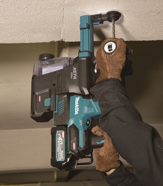 Makita HR002GM202 aku kladivo s výměnným sklíčidlem a AWS Li-ion XGT 40V/4,0Ah