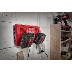 Milwaukee M18 DFC duální rychlonabíječka 18 V 4932472073