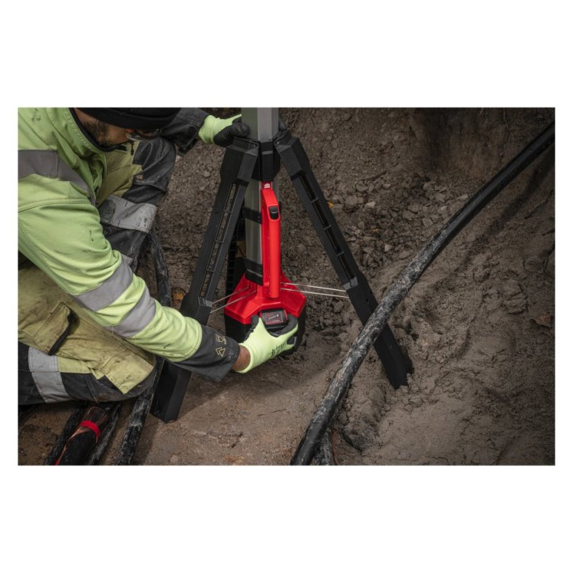 Milwaukee M18 SAL2-0 stojanová svítilna bez aku 4933492486