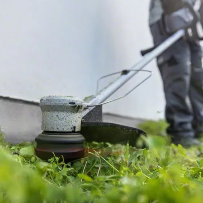Bosch 06008D0000 GRT 18V-33 aku vyžínač 18V bez aku
