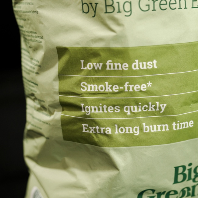 Big Green Egg dřevěné uhlí Pure 9 kg 818924