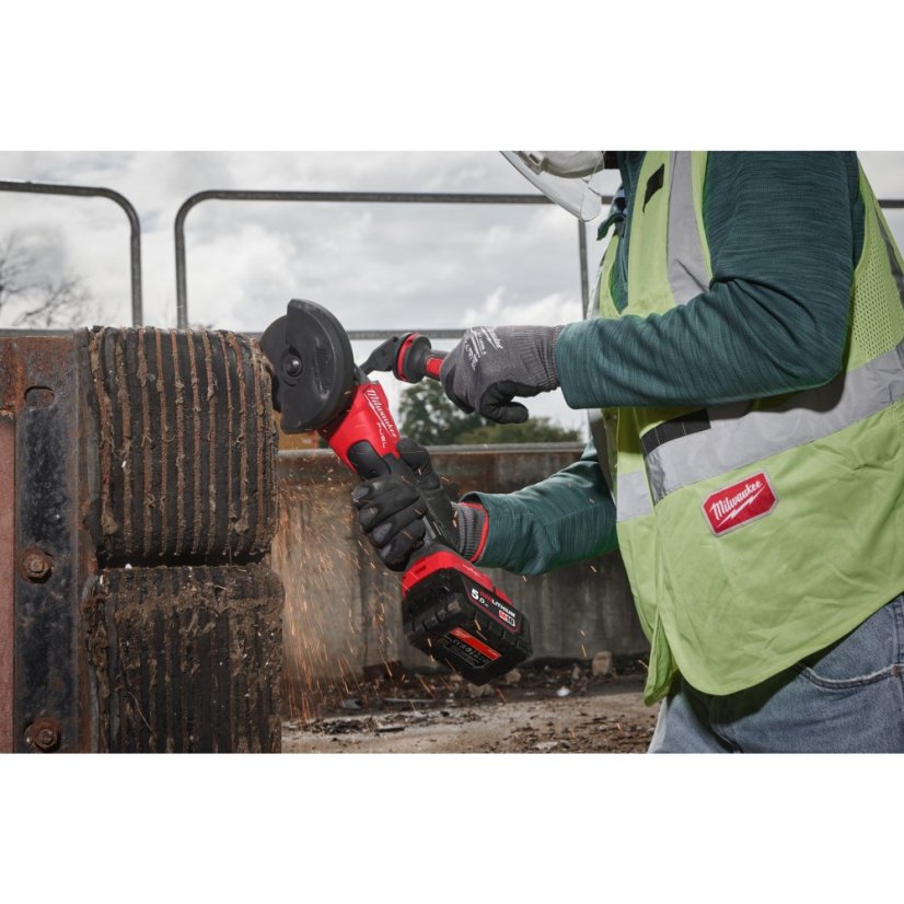 Milwaukee M18 FUEL™ FSAGSVO125X-502X bezpečnostní bruska 125 mm s variabilními otáčkami a funkcí ONE-KEY™ 4933493553