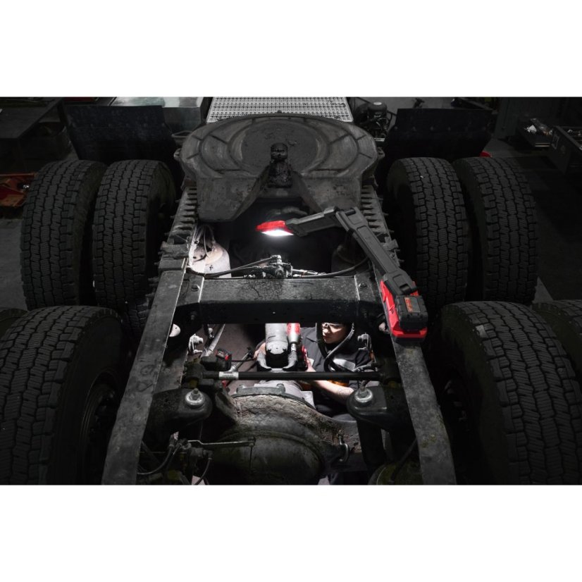 Milwaukee M18 ABL-0 plošné světlo s výložníkem bez aku 4933498147