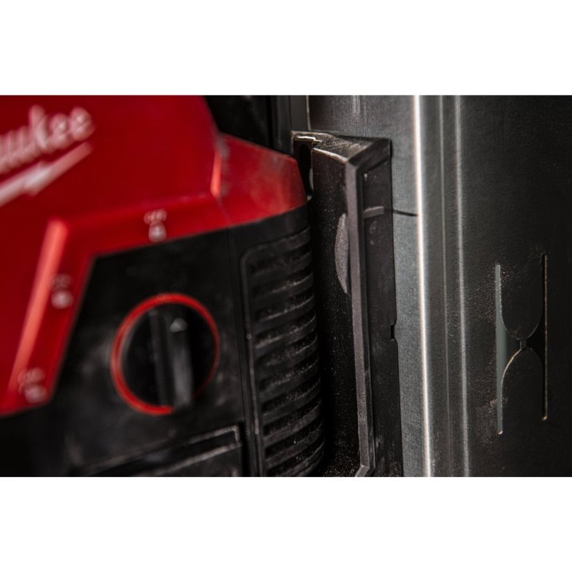 Milwaukee M12 CLLP-301C zelený kombinovaný křížový liniovo-bodový laser 1x 3Ah 4933478100